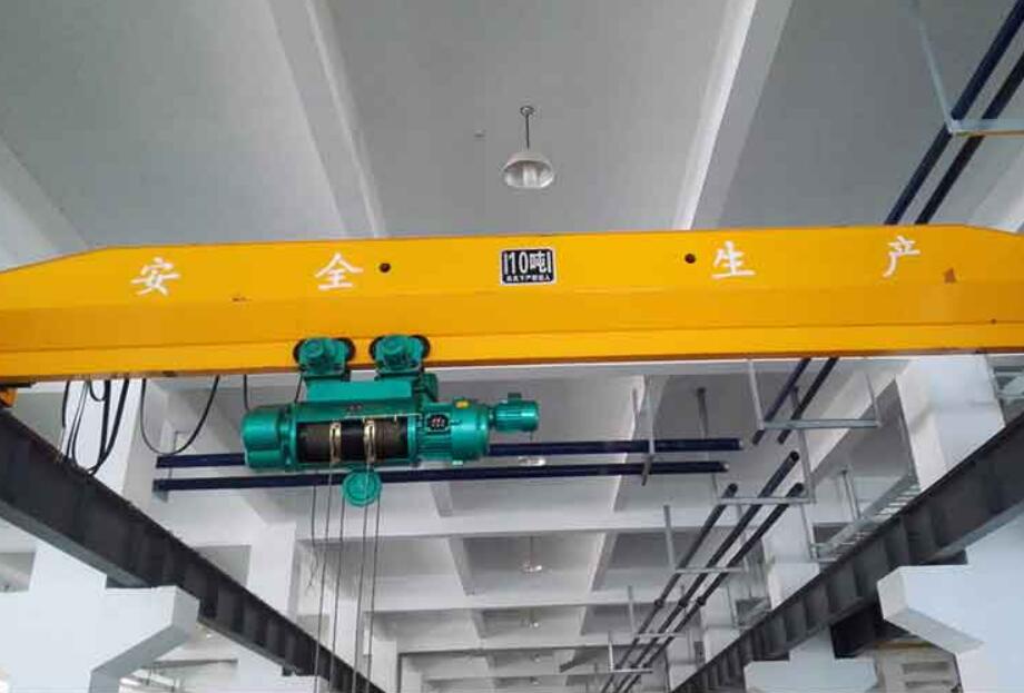LB型防爆電(diàn)動單梁起重(zhong)機