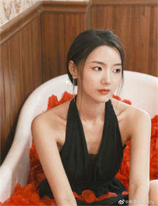 花房姑娘免费观看全集-风云才女高清