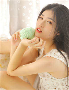 蜜桃成熟全集高清-女王踩奴