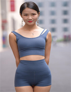 动漫美女胸被扒开狂揉吃奶漫画-韩国美女教你接吻